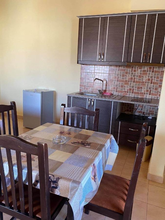 Apartments Luis 卡萨米尔 外观 照片